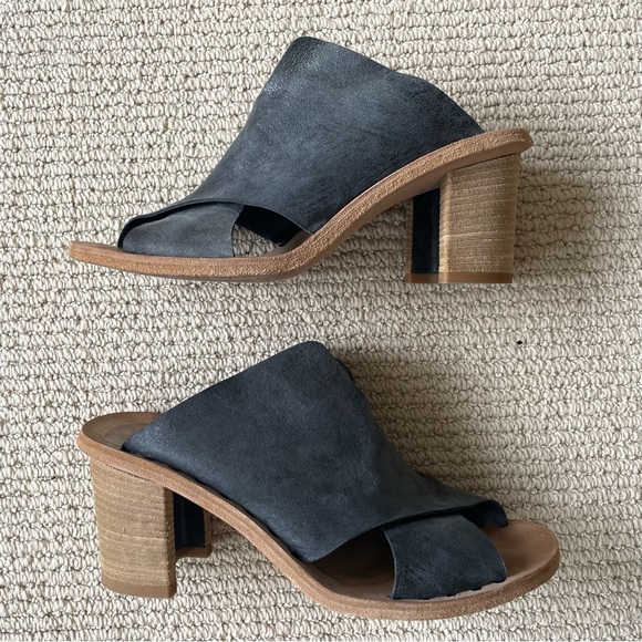 OFFICINE CREATIVE Leather Cross Strap Sandals in Grey Size 6.5 | IT 36.5 - Picture 3 of 14